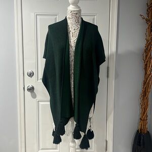BCBGMAXAZRIA knit shawl cape